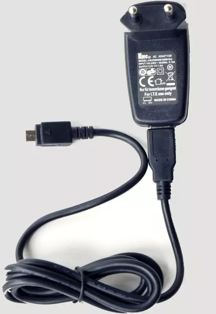 SR G4/G9 Verkkolaturi USB 5DCV 1A - Lisätarvikkeet, Kypäräpuhelimet - D105524 - 1
